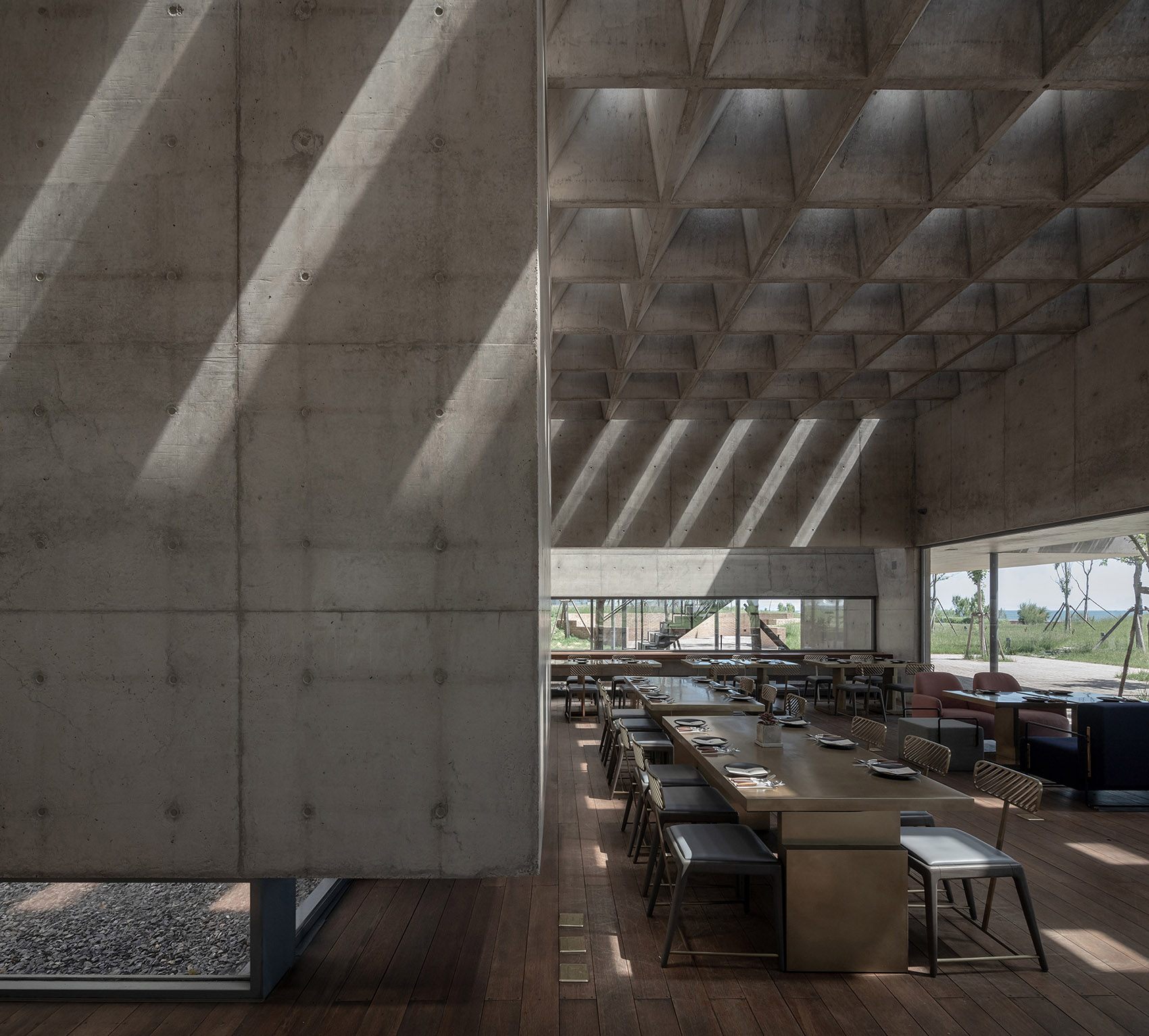 013-restaurant-y-sea-china-by-vector-architects.jpg