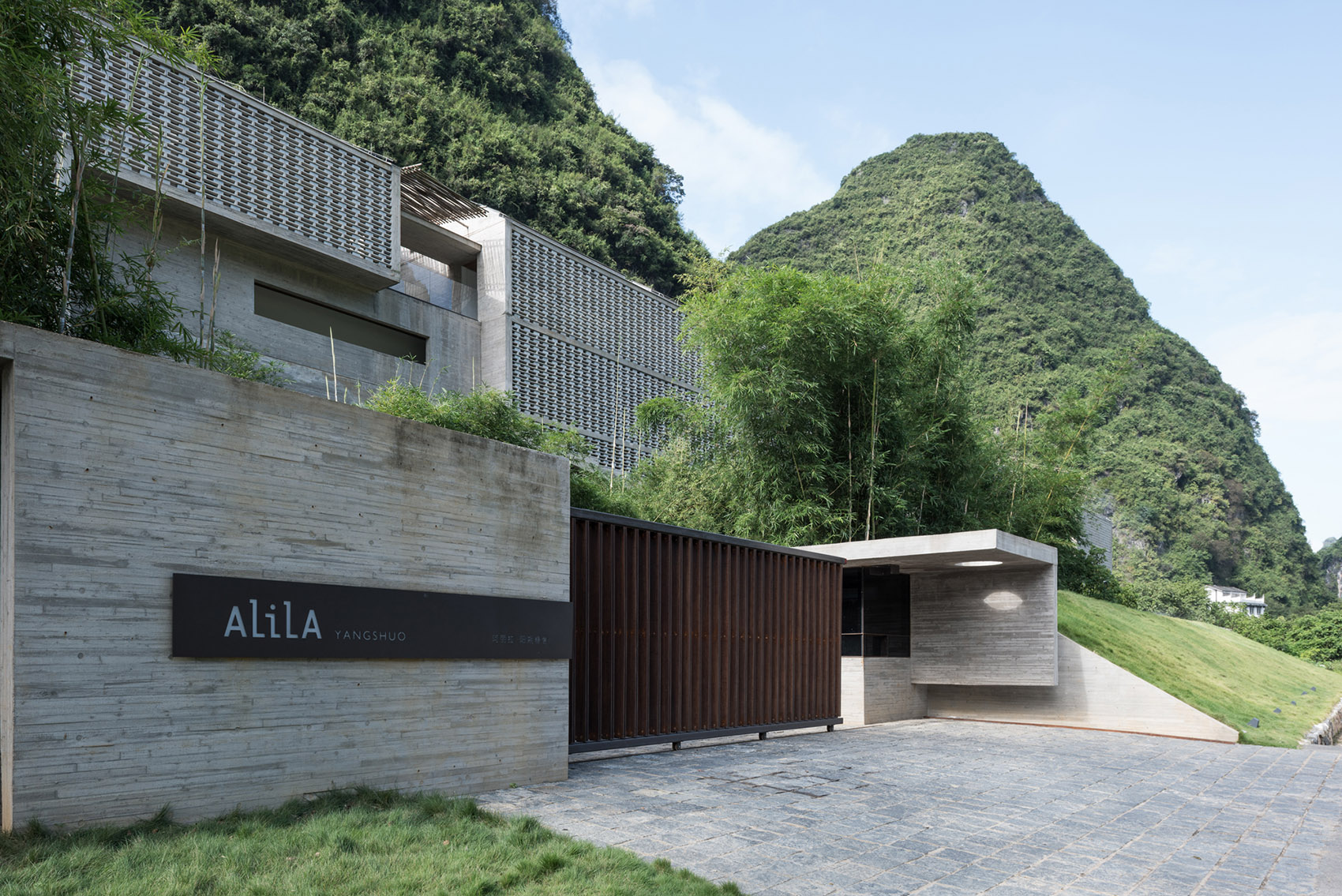 013-Alila-Yangshuo-China-by-Vector-Architects.jpg