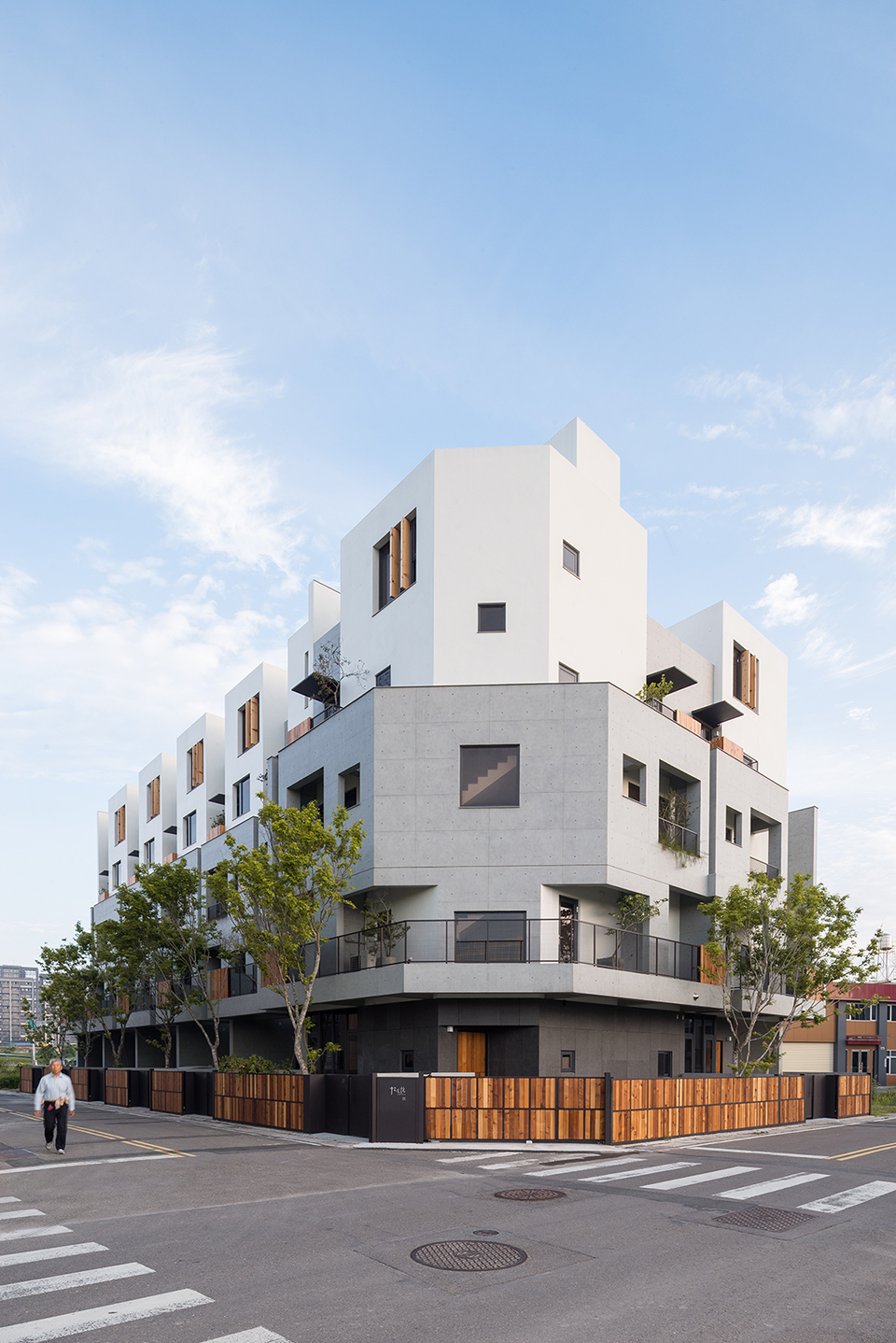 032-Light-Housing-by-Shen-Ting-Tseng-Architects.jpg