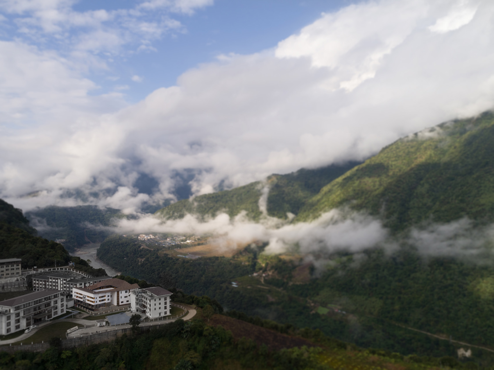 001-medog-meteorological-center-tibet-china-by-eid-architecture.jpg