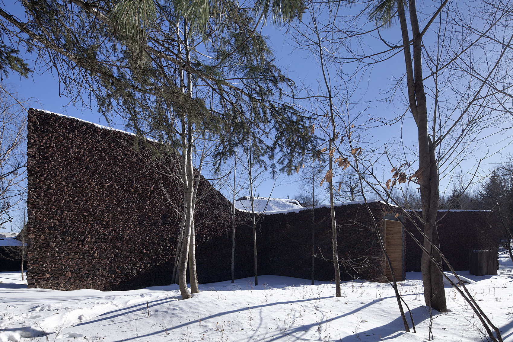 003-Grow-with-the-Forest-Valley-Villas-at-the-foot-of-Changbai-Mountain-China-by.jpg