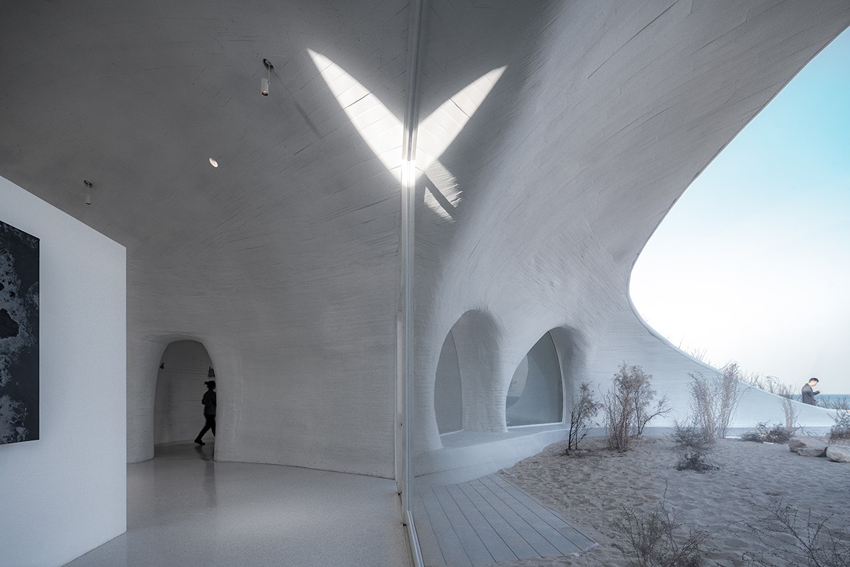 006-ucca-dune-art-museum-qinhuangdao-china-by-open.jpg