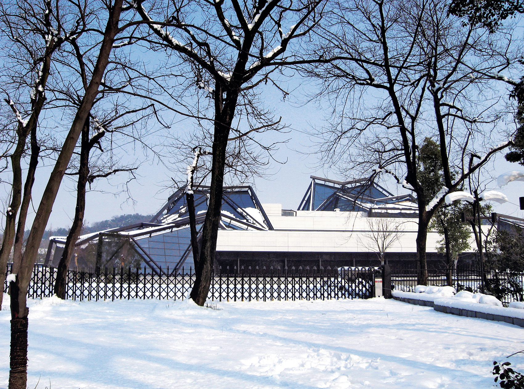 020-Zhejiang-Art-Museum-China-by-CCTN-Design-1.jpg