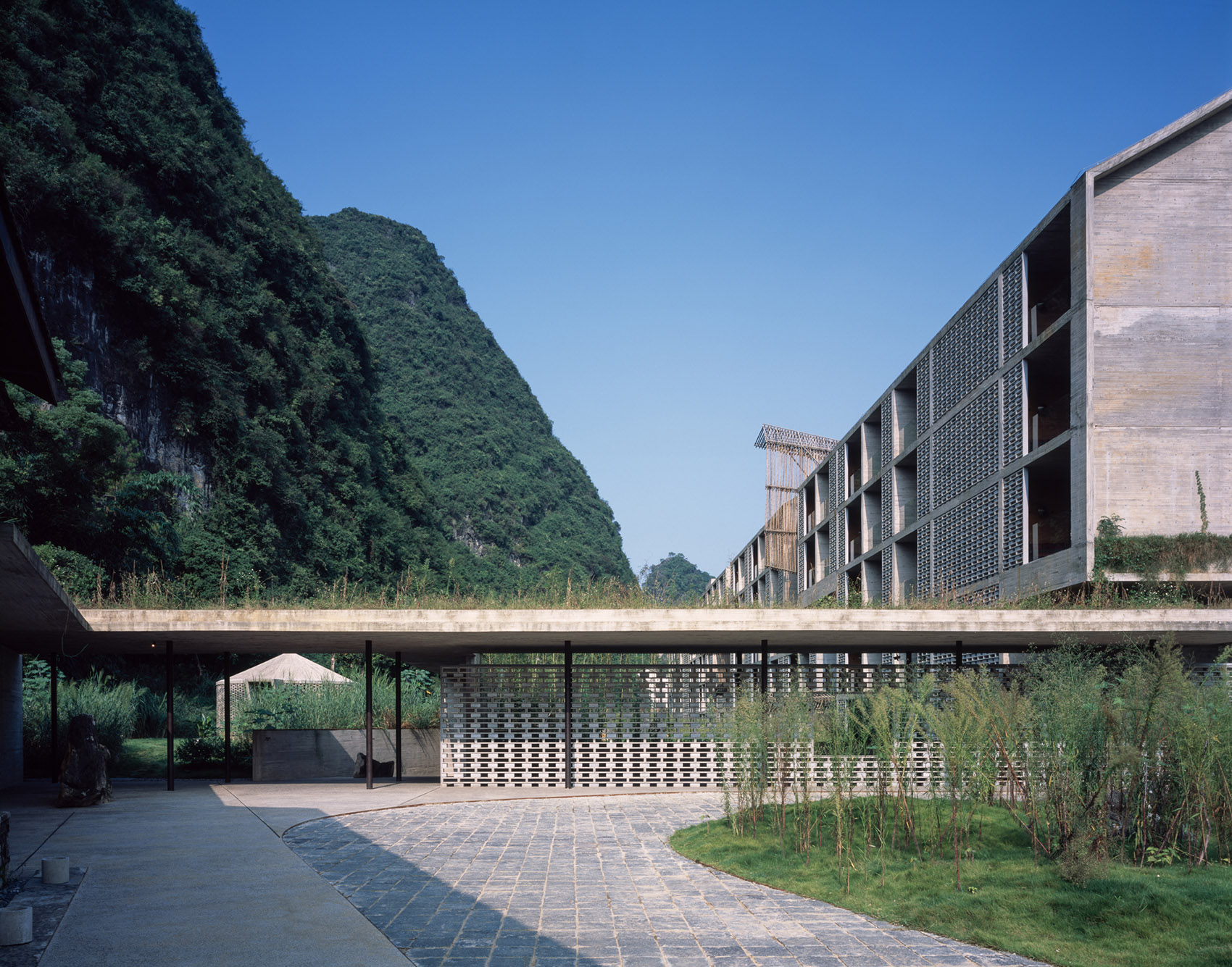 021-Alila-Yangshuo-China-by-Vector-Architects.jpg