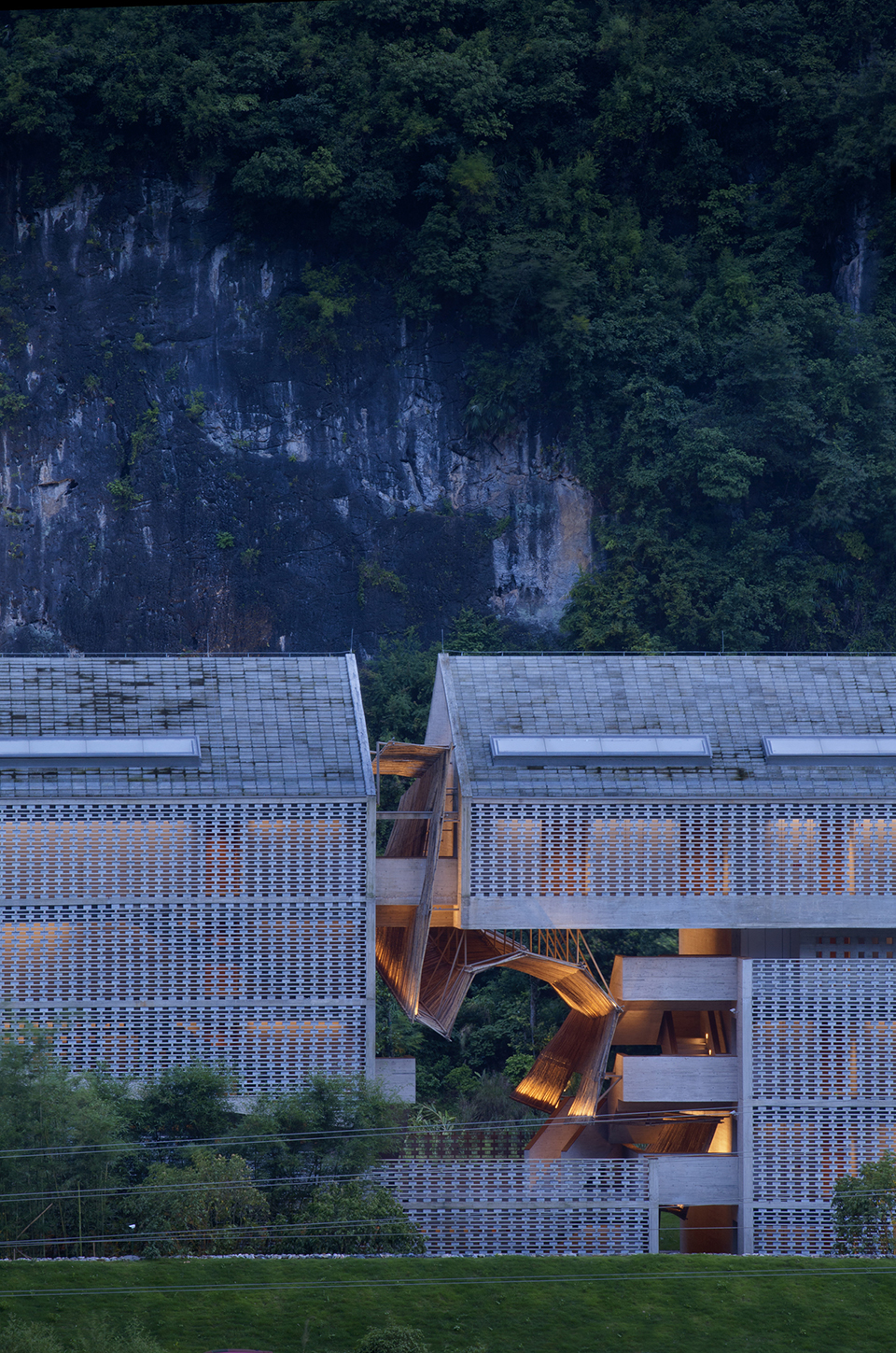 006-Interior-Design-of-Alila-Yangshuo-China-by-Horizontal-Space-Design.jpg