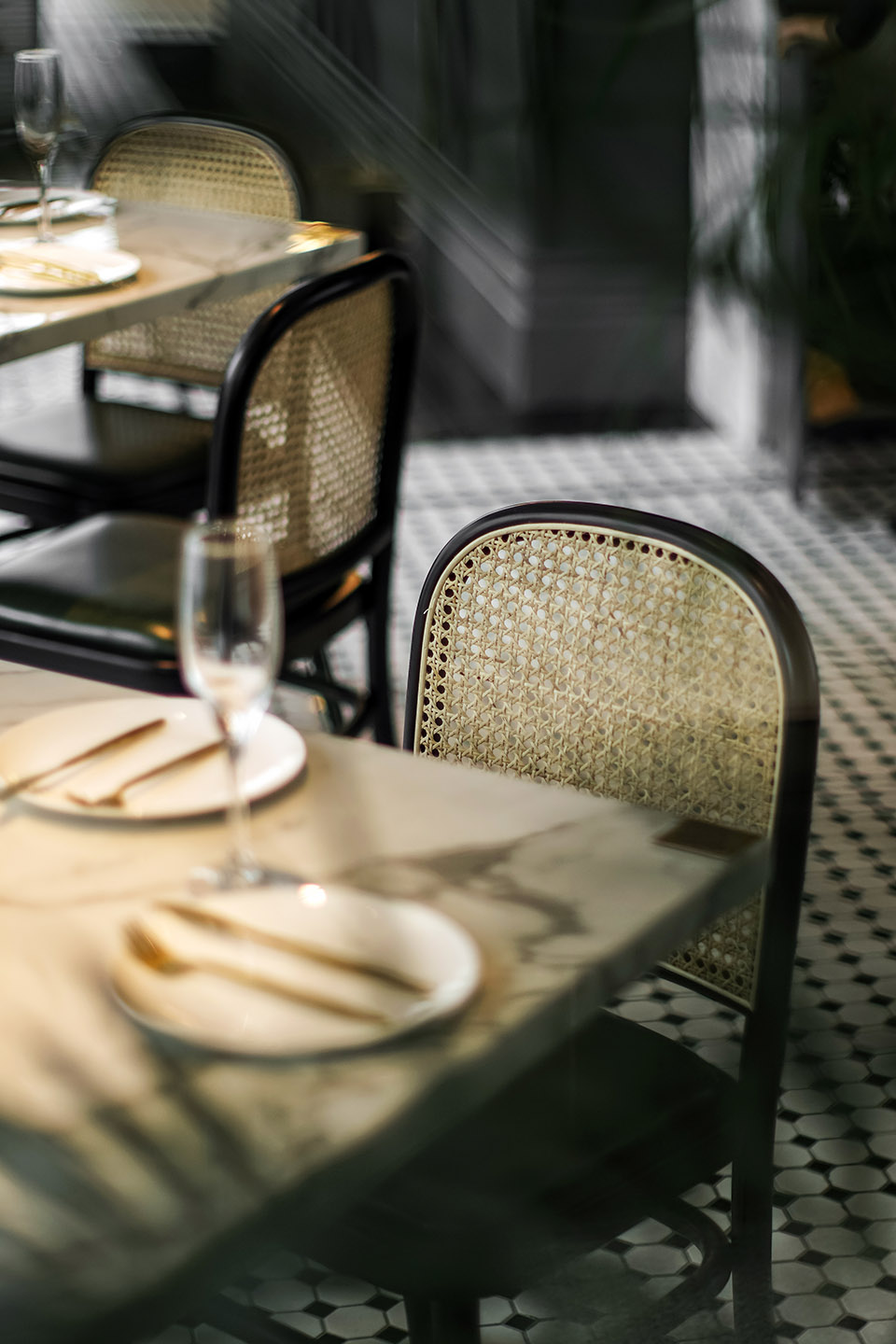 21-hillside-restaurant-by-geemo-studio.jpg