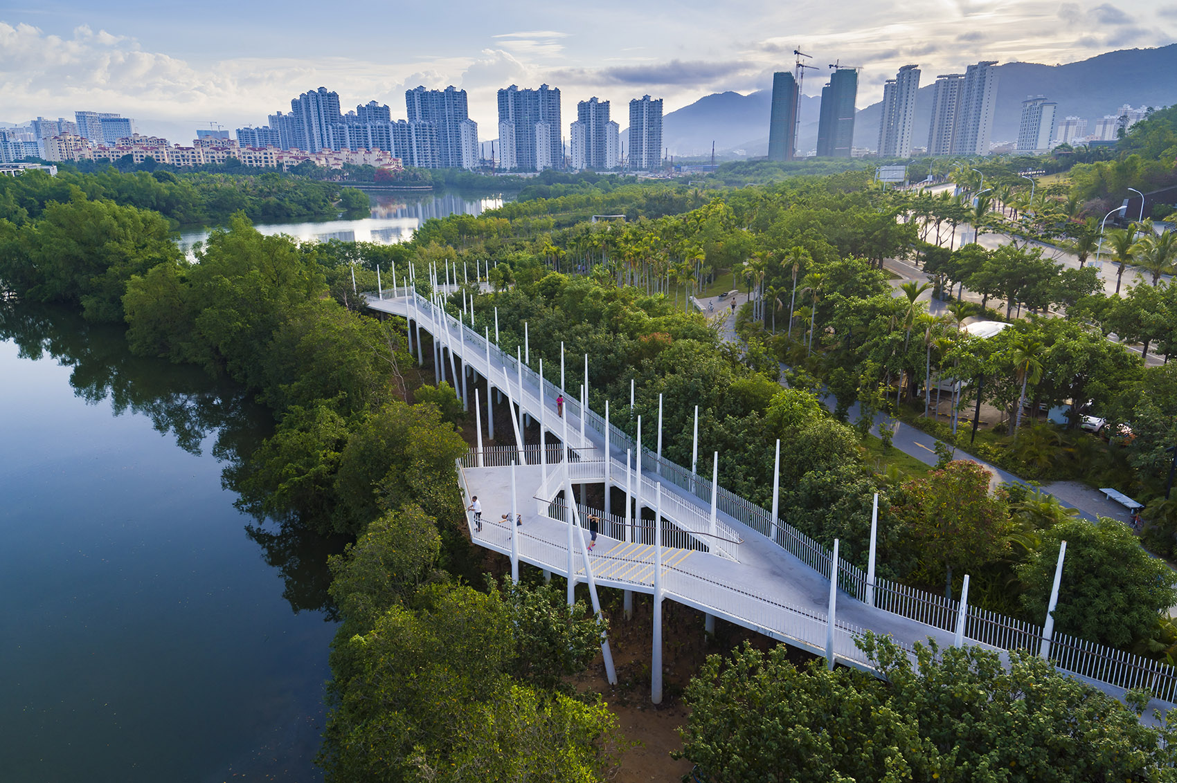 014-sanya-mangrove-park-china-by-turenscape.jpg