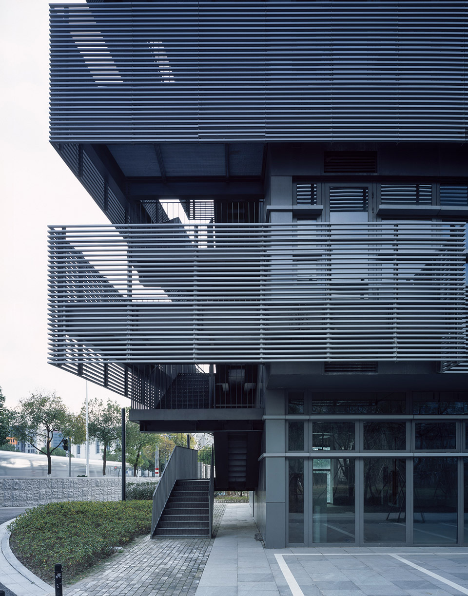 011-ZhangJiang-IC-Harbor-Phase-I-by-Atelier-Archmixing-Atelier-Liu-Yuyang-Architects.jpg
