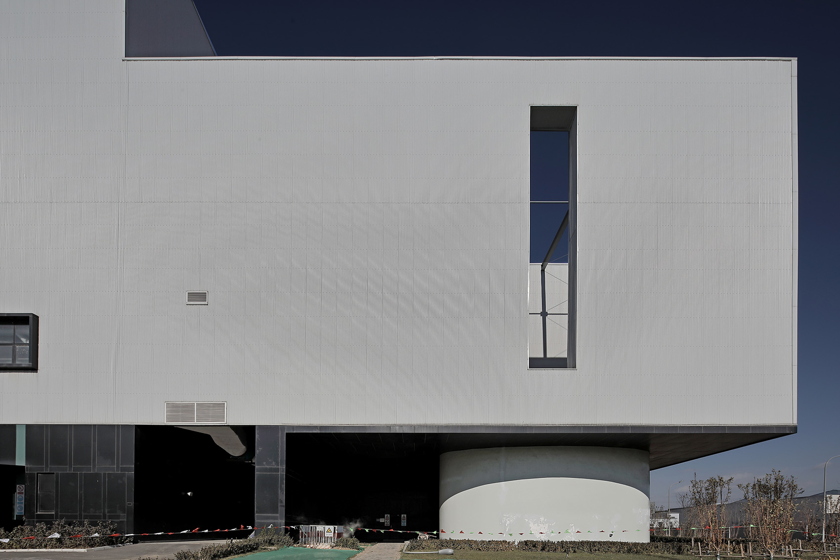 013-incineration-center-of-domestic-waste-comprehensive-treatment-plant-at-chaoy.jpg
