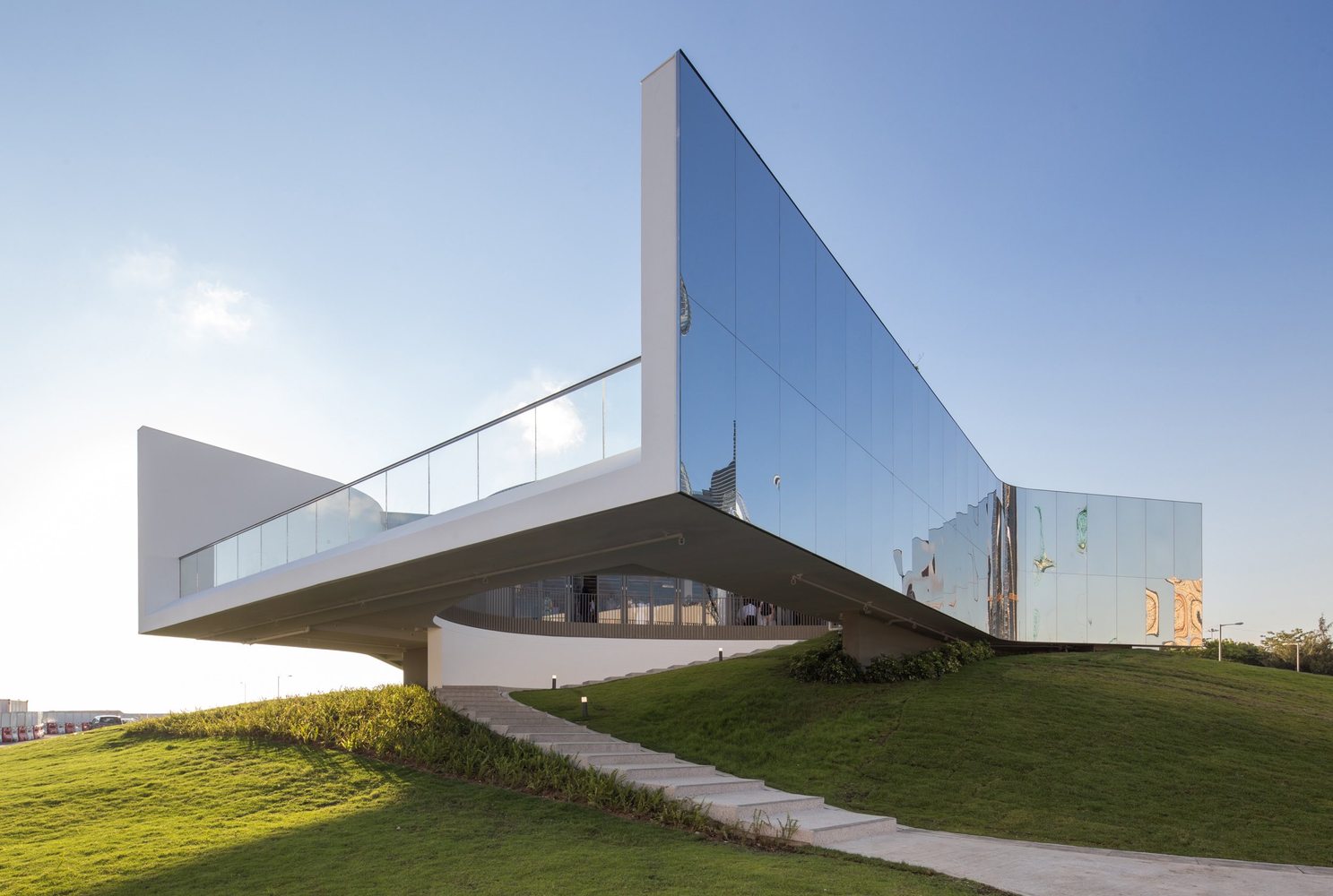 M_Pavilion_(1)_WKCDA_copy.jpg