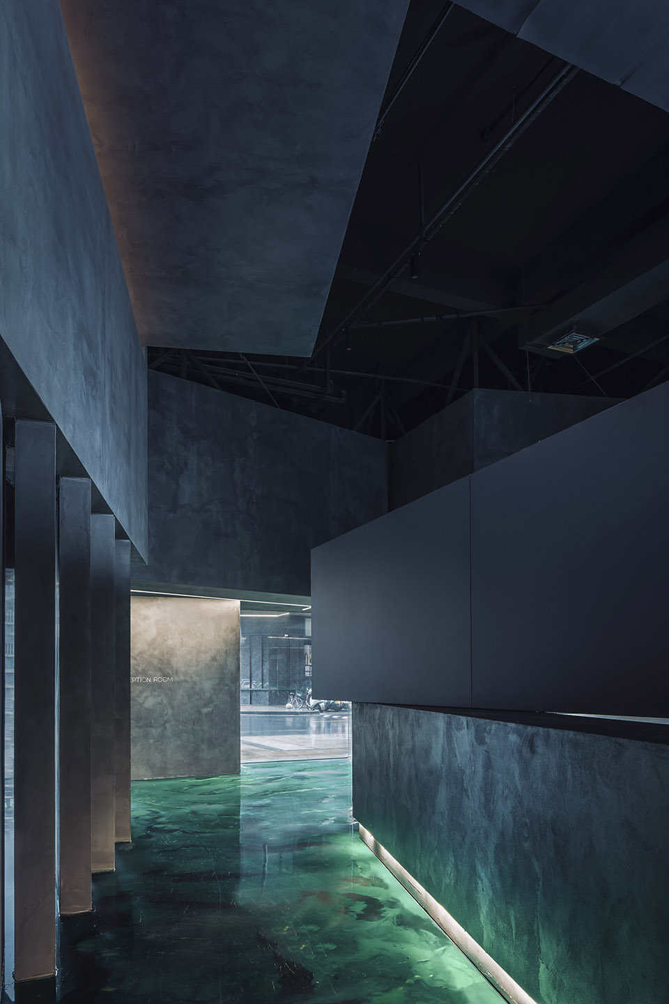 030-zhongshan-lupard-lighting-flagship-store-china-by-cun-design.jpg