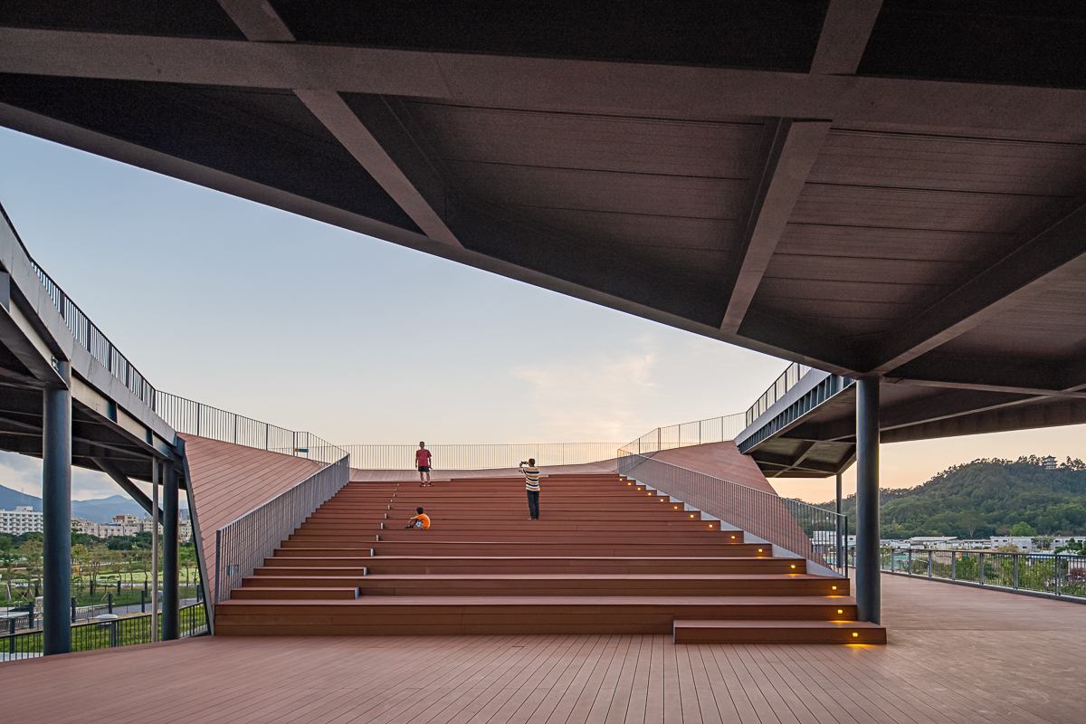 008-pingshan-balcony-by-node-architecture-urbanism.jpg
